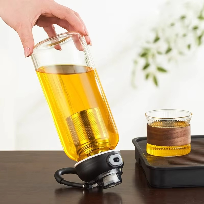 Grande bouteille d'eau en verr - Kettler Home Gym avis et prix